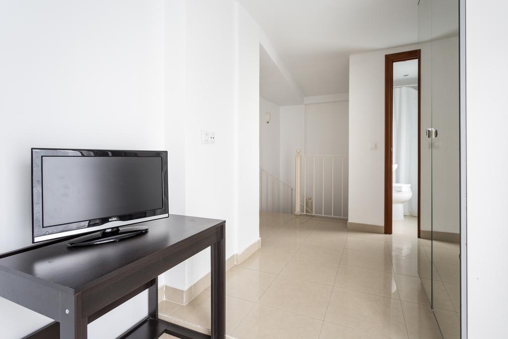 Apartamentos San Lorenzo Sevilla Dış mekan fotoğraf